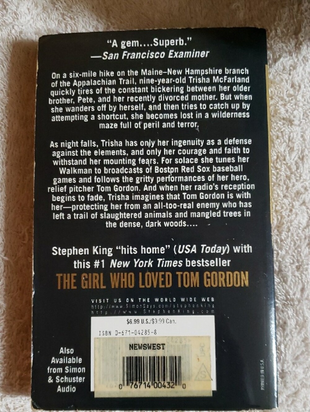 📚4 For $20 - Stephen King - The Girl Who Loved Tom Gordon - Paperback - Picture 2 of 7